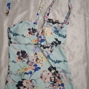 Hapari women's halter bathing suit top paisley size(12-17) L